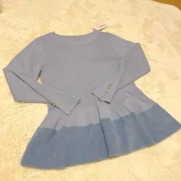 ANY S 플레어 밑단 긴팔 니트