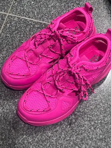 스케쳐스 핑크 스포츠 슈즈