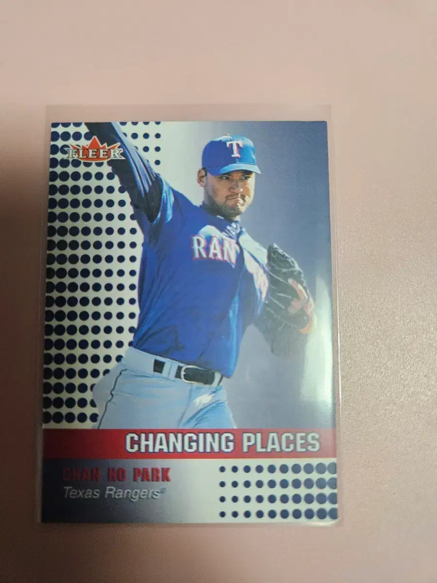 박찬호 2002 Fleer base 카드