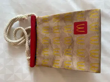 맥도날드 종이 봉투풍 숄더백