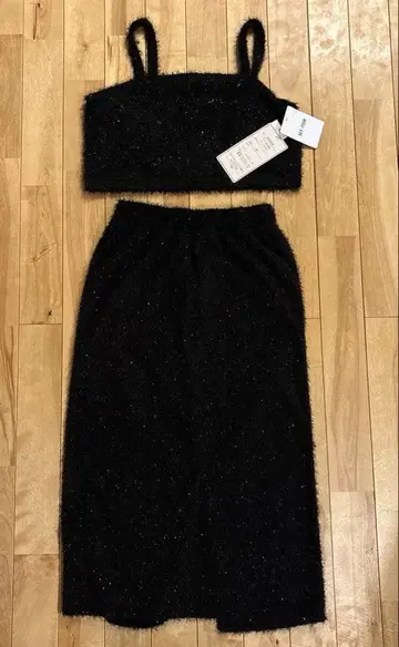 블랙 라메 퍼 셋업