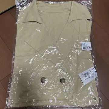 베이지 더블 브레스트 상의 M