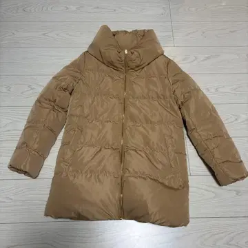 데셍 볼륨 칼라 미들 기장 코트 사이즈 3 카멜