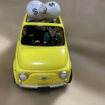 루팡 3세 달려서 도망가는 저금통