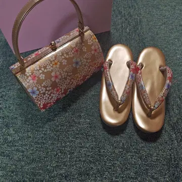 [ 새상품급 ] 성인식 조리 핸드백 세트 꽃무늬 골드 L사이즈