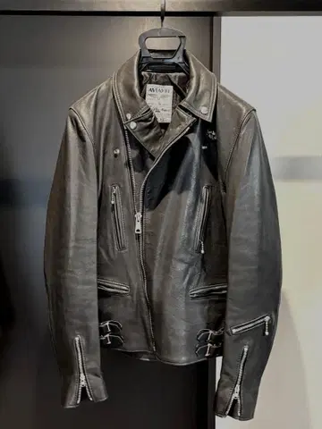 Lewis Leathers 38 라이트닝