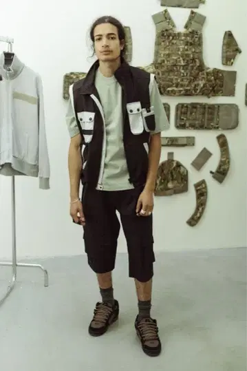 gr10k 포켓 부착 블랙 베스트