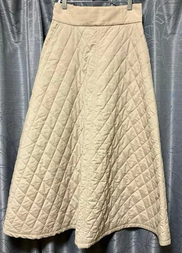 퀼팅 플레어 스커트