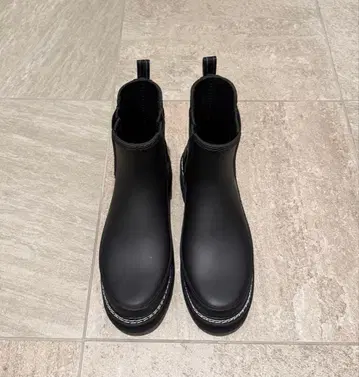 HUNTER 블랙 레인 슈즈 숏부츠