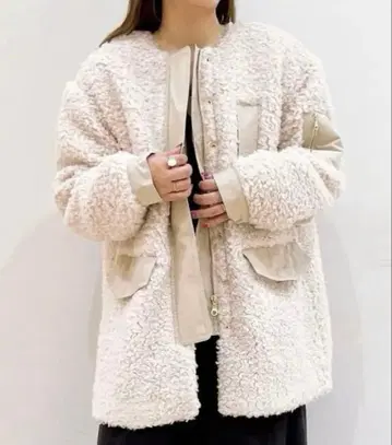 malla 퍼 믹스 노카라 코트