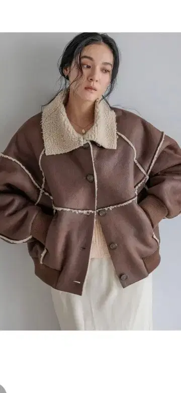 로리즈팜 무스탕 토글 블루종 브라운