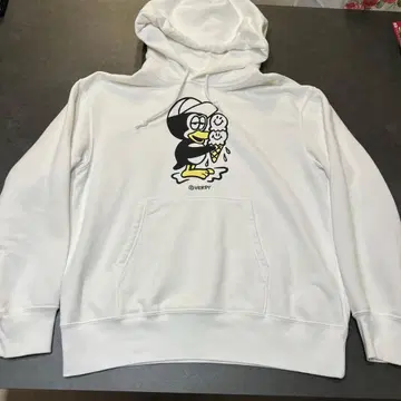 UNIQLO VERDY 콜라보 후드티