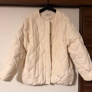 어반 리서치 ACUTA 아이보리 퀼팅 다운 자켓