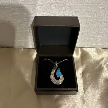 레이 피카케 실버 피쉬 후크 펜던트 목걸이