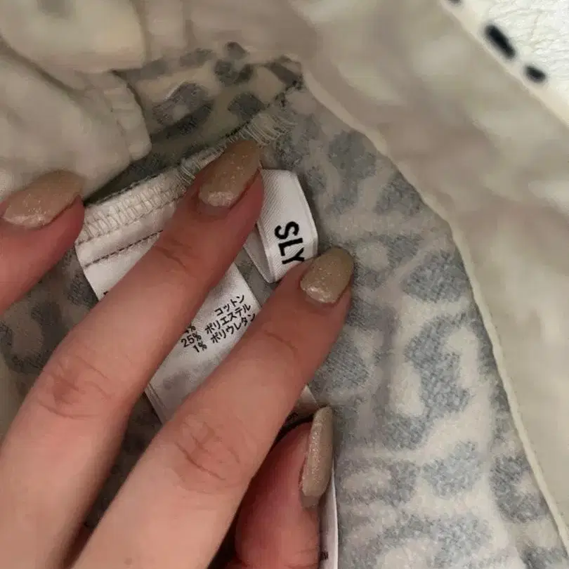 4번째 상품 이미지