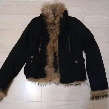 Dance Cubic 블랙 퍼 모즈 코트