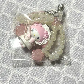 산리오 캐릭터즈 시크릿 스트랩 화이트 프릴 마이멜로디