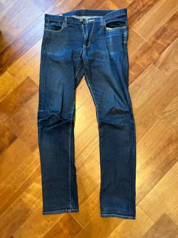 다크 블루 슬림 핏 데님 나노 유니버스