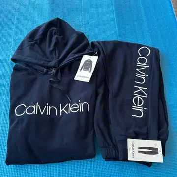 새상품 Calvin Klein 후드 부착 맨투맨 셋업 L 사이즈 네이비