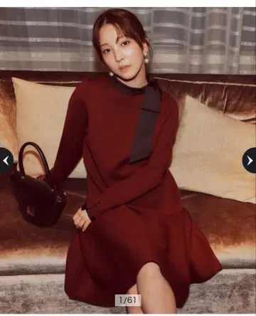 이번 시즌 Apuweiser-riche 넥 리본 미니 니트 원피스