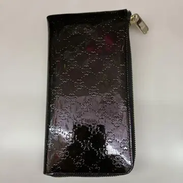 에나멜 블랙 장지갑 꽃무늬
