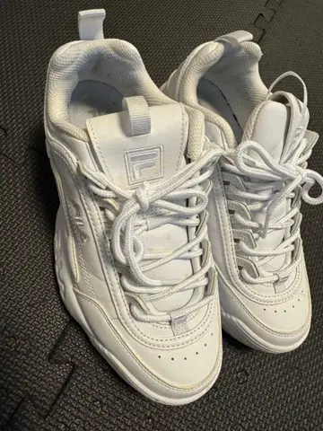 FILA 화이트 스니커즈 약 26cm
