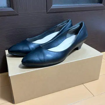 새상품급 JELLY BEANS 블랙 펌프스 23.5cm