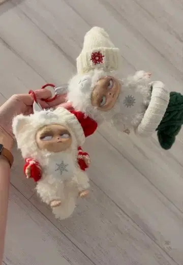 한정품 GRUMPIPI 2체 세트 크리스마스