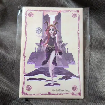 제5인격 스퀘어 캔뱃지 사제 피오나