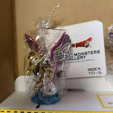 드래곤 퀘스트 메탈릭 몬스터 피규어