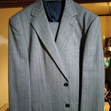 MIYUKI 그레이 스트라이프 비즈니스 정장