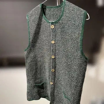 노브랜드 니트 베스트