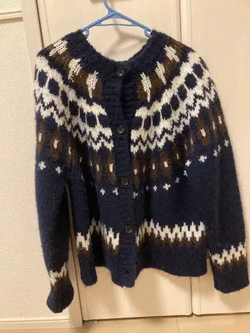 미라 오웬 중심 편직 노르딕 볼륨 가디건