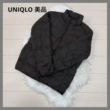 유니클로 울트라 라이트 다운 자켓 남성용 M 사이즈 브라운