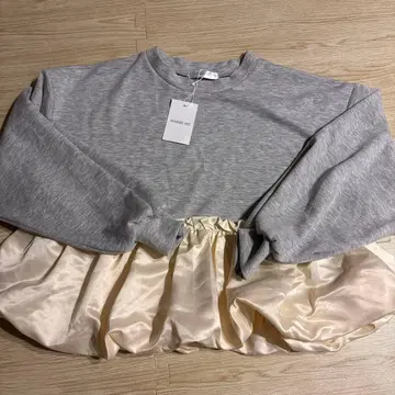 MARRY ME 그레이 맨투맨 프릴 포함