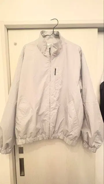 Code:graphy 그레이 나일론 자켓