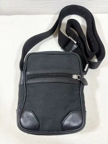 EMPORIO ARMANI 숄더백