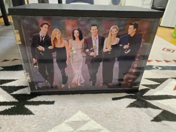 FRIENDS: The Complete Series