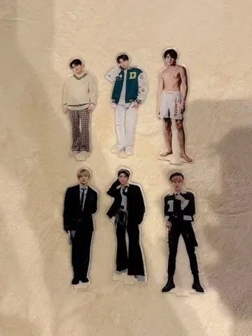 오쿠보 나루 아크릴 스탠드 받침대 없음