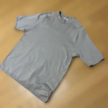 그레이 M 사이즈 래글런 슬리브 티셔츠