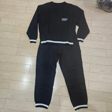 Quiksilver 블랙 스웨트 팬츠 세트