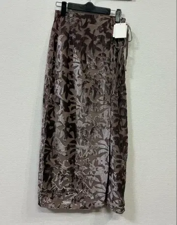 MERCURYDUO (머큐리 듀오) 벨로아 펄 타이트 스커트