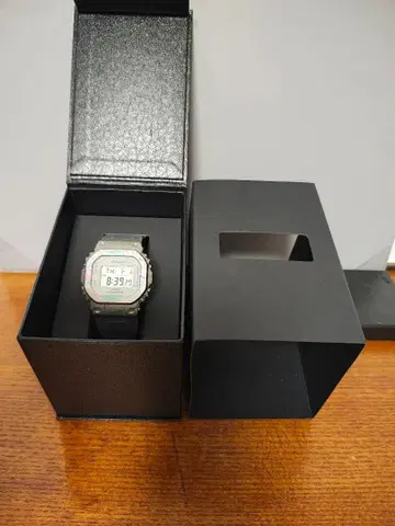 미사용품! G-SHOCK 40주년 한정판 GM-S5640GEM-7JR
