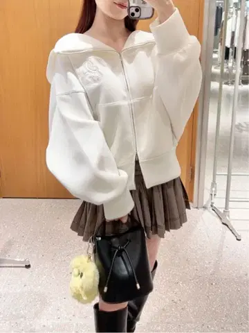 snidel 볼륨 후드티