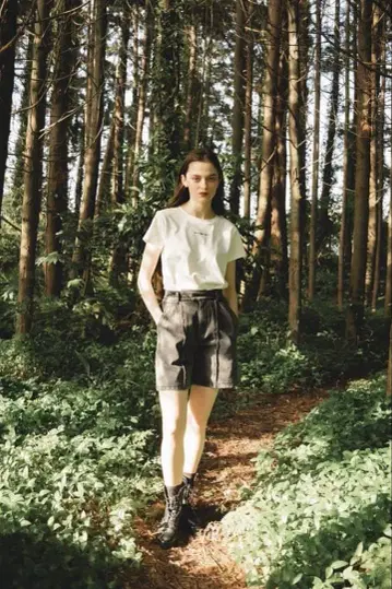 pinue 센터 스티치 하프 팬츠 (그레이)