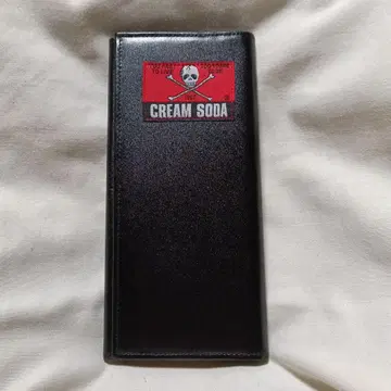 CREAM SODA 블랙 장지갑