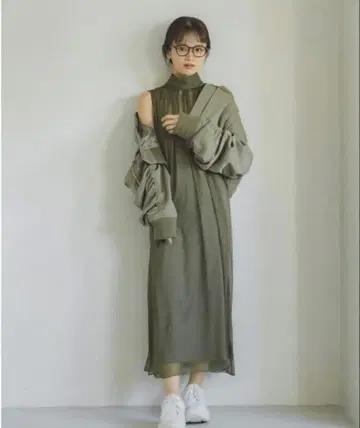 pinue 숏 블루종 카키