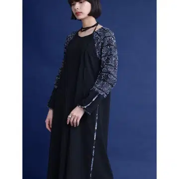 resil 키류 벨 슬리브 플라워 자카드 드레스