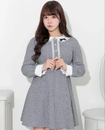 pium 피움 비쥬 버튼 프릴 칼라 원피스