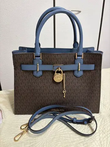 Michael Kors 해밀턴 미디엄 사첼백